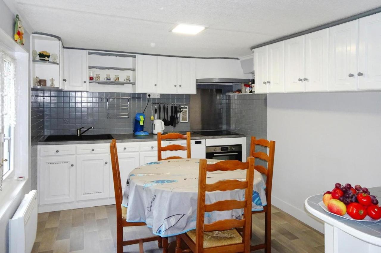 Holiday Home, Plourivo Zewnętrze zdjęcie